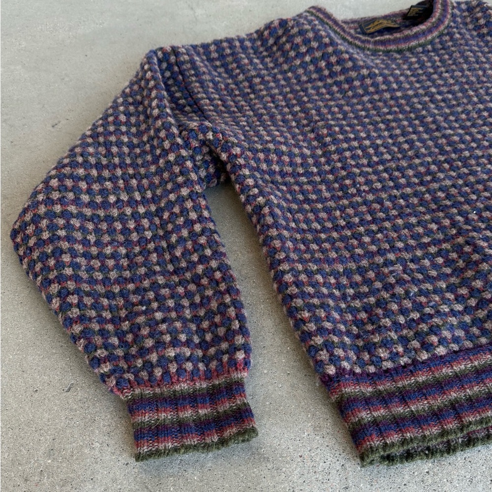 Vintage Eddie Bauer 100% wool crew neck knit sweater